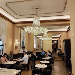 Cova  MONTENAPOLEONE 여행 사진