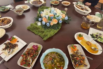 Brokadi Tripla 锦官庭