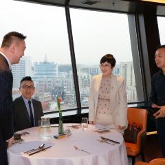 天空之城·全景旋转餐厅 User Photo