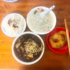 立忠小吃店 User Photo