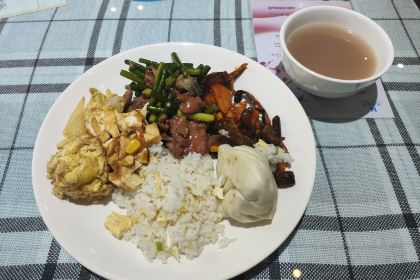 天华宏都宾馆餐厅