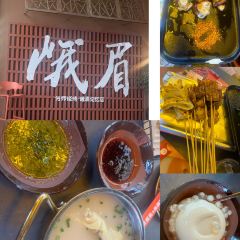 he's何师烧烤峨眉记忆店 User Photo