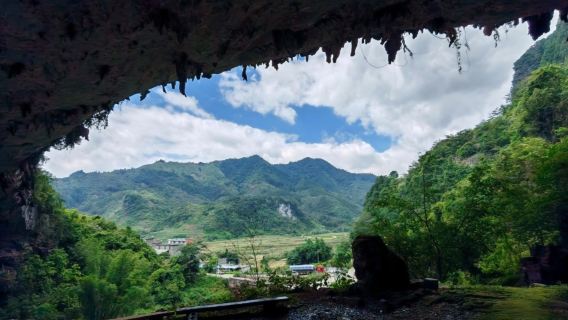 Jiangzhou Xianrenqiao Scenic Area