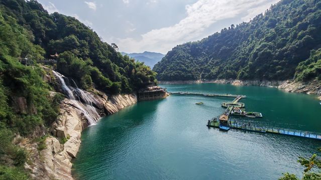 Longjing Grand Canyon Waterfall Group