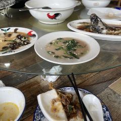 南大门田园土鸡馆(呀诺达店) User Photo