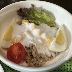 希尔顿欢朋自助餐厅(中鼎大厦店) User Photo