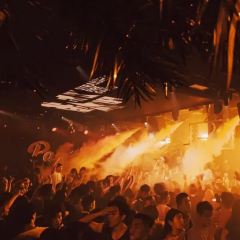 AURA CLUB 여행 사진