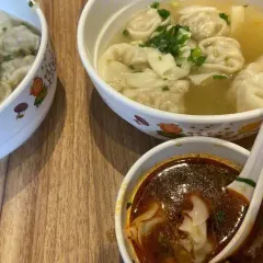 Man Bao Wonton (GongDa) User Photo