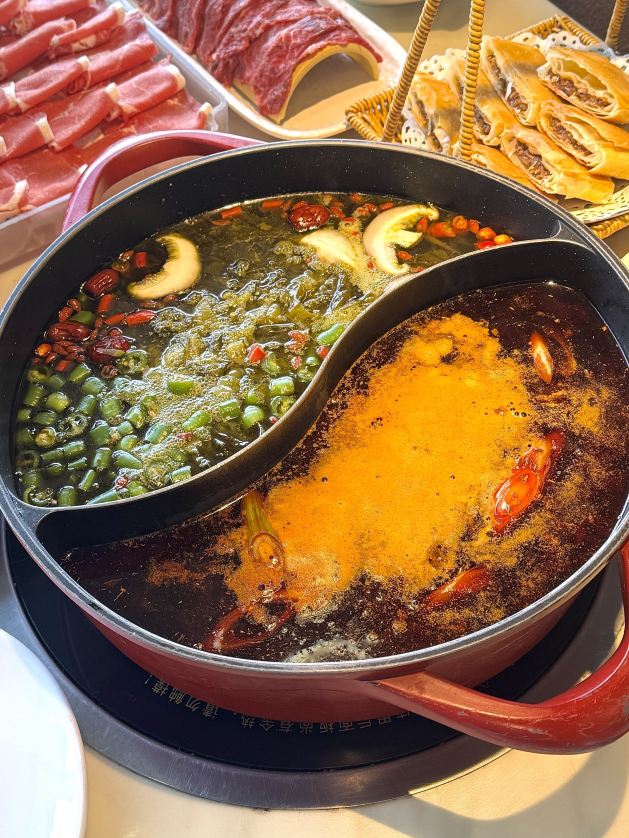 HOT & PICKLED VALLEY HOTPOT(HALAL RESTURANT)のおすすめメニュー