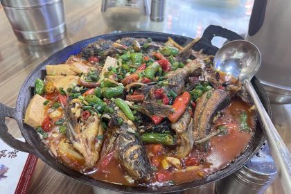 乡厨本味菜馆(芙蓉镇店)