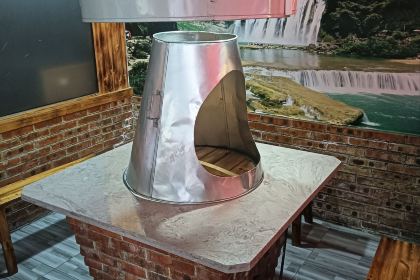 云舍柴火鸡农庄(莲花店)