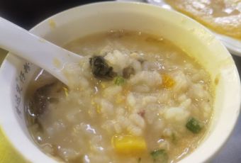 隆达煲仔粉煲仔粥(城东大道店) User Photo