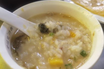 隆达煲仔粉煲仔粥(城东大道店)
