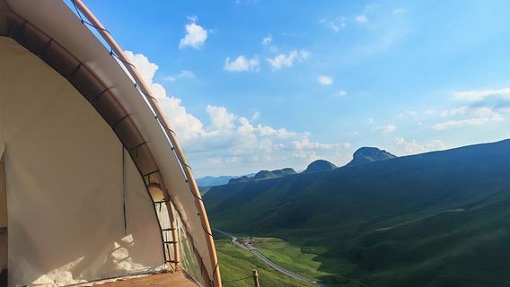 a xi li xi xing kong yi hao ying di