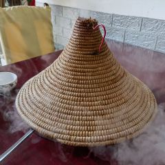 Yaoji Fuxian Lake Signature Stone Pot Fish Restaurant User Photo