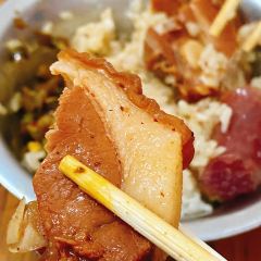 Grandma Liang's 20-Year-Old Traditional Braised Pork with Glutinous Rice User Photo
