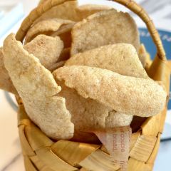 泰莱金·冬阴功手抓饭·傣泰融合·泰国罗氏虾餐厅(滨海大道店) User Photo