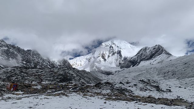 qiong mu gang ga xue shan jing qu