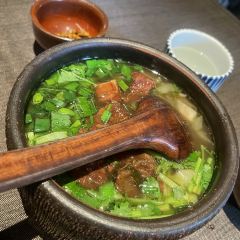 山石榴·贵州菜(前滩太古里店) User Photo