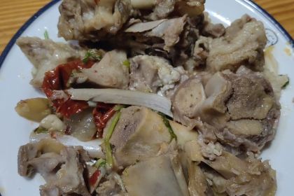 老村长湖北菜(枣园公园店)