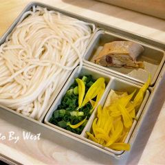 NEW WORLD YUN QIAN YI XIAN User Photo