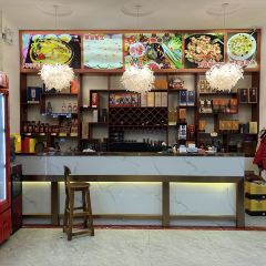 岑溪古典鸡良辰美景餐厅(五隆新屯商业街店) User Photo