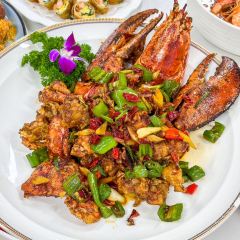 LU JIANG YI HAO User Photo