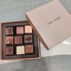 Armani/Lounge 여행 사진