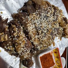 SHENG DE ZHUO LONG CANG GU YAN User Photo