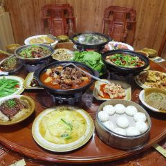 YI JIA YI NONG GU LE User Photo
