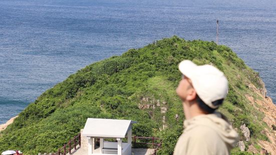 💯风景很好看的一个小岛，坐船过去非常方便。👉一天的行程安