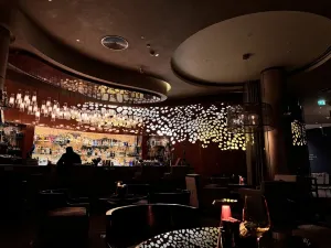Hidden Bar - Gin Bar