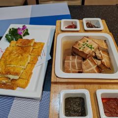 曲阜铭座杏坛宾馆（三孔景区店）·君子堂 User Photo