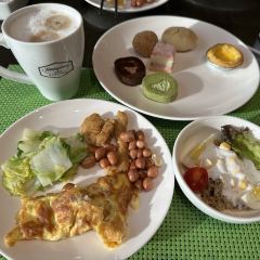 希尔顿欢朋自助餐厅(中鼎大厦店) User Photo