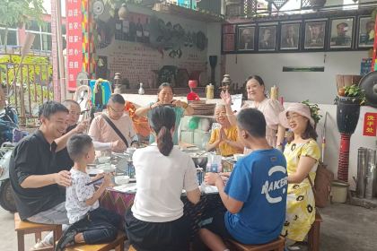 Ruilishikemeng Farm Family Resort Restaurant (yuguan)