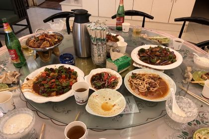 宫殿美食