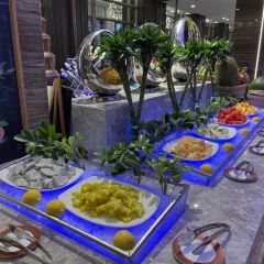 东莞旗峰山酒店及行政公寓 · 莱斯西餐厅 User Photo
