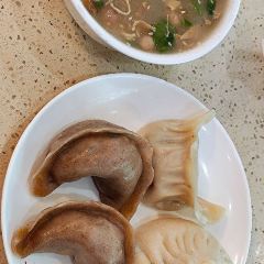 府东风味名吃城(府东街店) User Photo