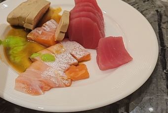 Noble International Hotel·Weisidina Western Restaurant User Photo