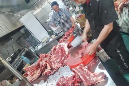 雷记高原牦牛骨汤锅馆