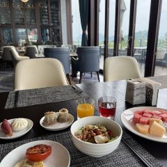 THE ClOUD RESTAURANT User Photo