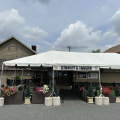 Stanley's Tavern 여행 사진