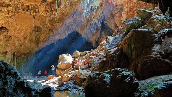 san jiao dong yuan qu