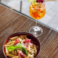 BROWNSTONE布朗石西班牙餐厅酒吧(前滩太古里店) User Photo