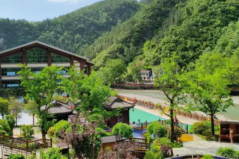 Xinda International Health Valley Forest Hot Spring