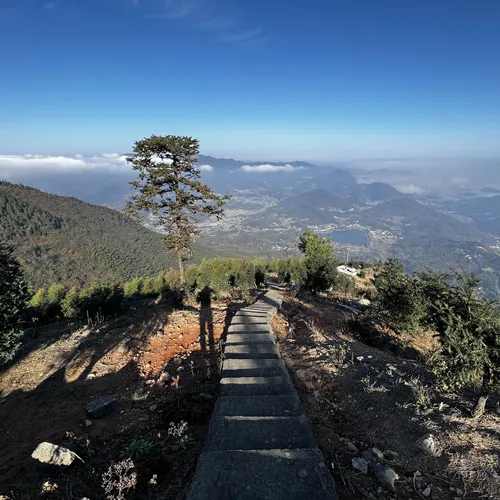tong lu he ling cun xiang fei ji di