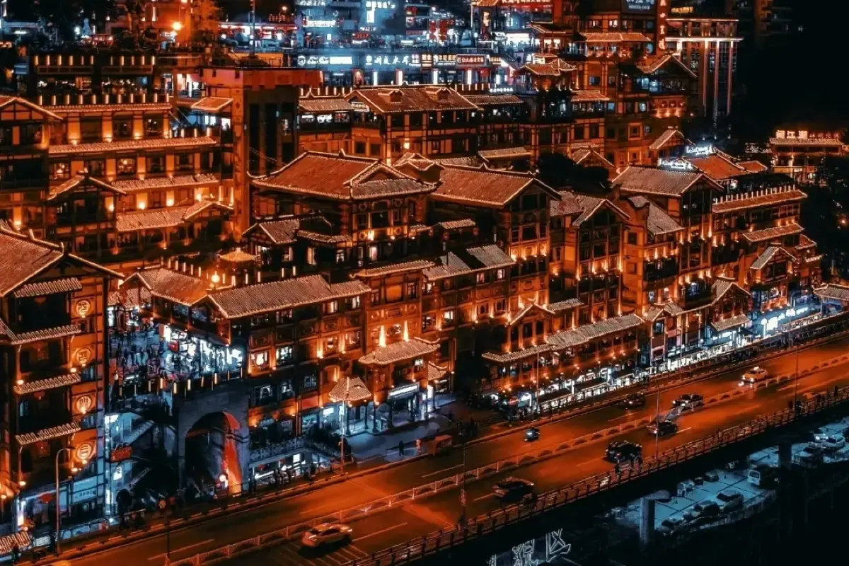 When Does Hongya Cave Light Up?