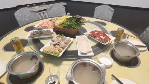 鑫缘火锅(长海店) in 창하이