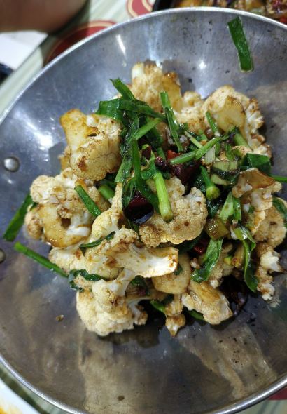 YI HE XIANG CHENG DOU XIN PA CHUAN CAI