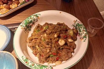 东江湖小院柴房